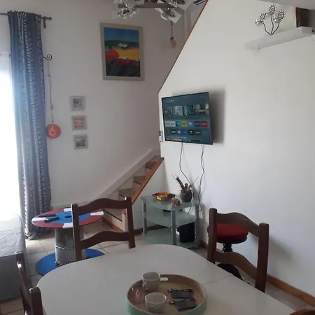 Apartment Duplex 4 Pers La Capte Hyeres